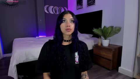 Raven Witch online show from 27, 2, 2025