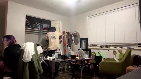 Snapshot of ravenxbeastie chatting on 8, 2, 2025 ravenxbeastie online show from 8, 2, 2025