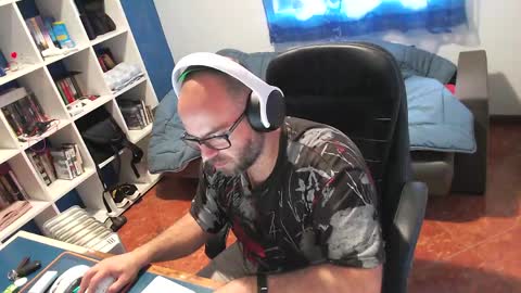 Snapshot of ravingr3d3 chatting on 21, 4, 2026 ravingr3d3 online show from 21, 4, 2026
