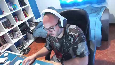 Snapshot of ravingr3d3 chatting on 30, 4, 2026 ravingr3d3 online show from 30, 4, 2026