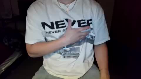 Snapshot of ravyn075 chatting on 19, 10, 2025 Ravyn online show from 19, 10, 2025