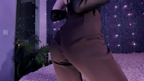 Snapshot of rawdare chatting on 14, 9, 2025 Lillian online show from 14, 9, 2025