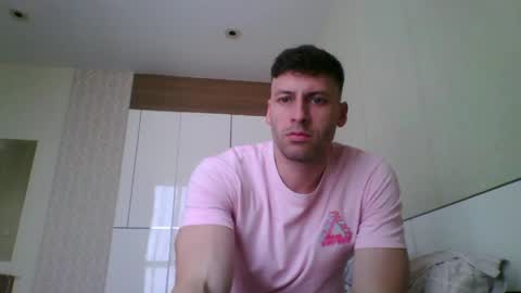 Snapshot of rawdr3 chatting on 4, 4, 2026 rawdr3 online show from 4, 4, 2026