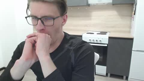 Snapshot of ray_booy chatting on 25, 1, 2025 Ray Booy online show from 25, 1, 2025