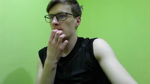 Snapshot of ray_booy chatting on 29, 4, 2026 Ray Booy online show from 29, 4, 2026