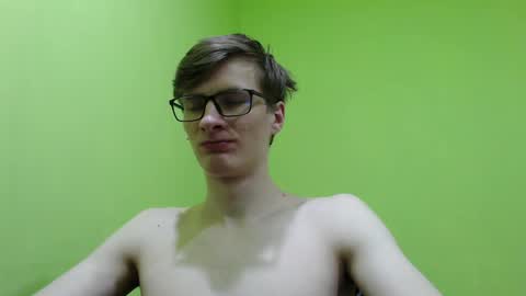 Snapshot of ray_booy chatting on 27, 5, 2026 Ray Booy online show from 27, 5, 2026
