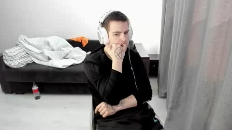 Snapshot of ray_hill chatting on 10, 3, 2026 Ray online show from 10, 3, 2026