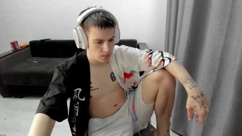 Snapshot of ray_hill chatting on 31, 3, 2026 Ray online show from 31, 3, 2026