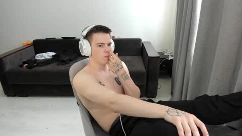 Snapshot of ray_hill chatting on 3, 4, 2026 Ray online show from 3, 4, 2026