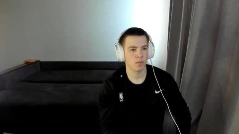 Snapshot of ray_hill chatting on 13, 4, 2026 Ray online show from 13, 4, 2026