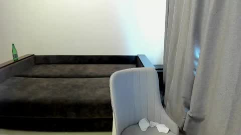 Snapshot of ray_hill chatting on 21, 4, 2026 Ray online show from 21, 4, 2026