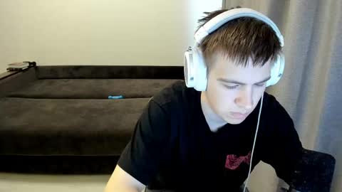 Snapshot of ray_hill chatting on 23, 4, 2026 Ray online show from 23, 4, 2026