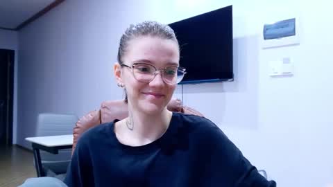 Snapshot of ray_lol chatting on 18, 1, 2026 Ray-Ray online show from 18, 1, 2026