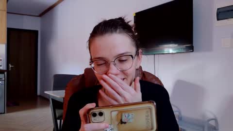 Snapshot of ray_lol chatting on 19, 1, 2026 Ray-Ray online show from 19, 1, 2026