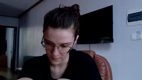 Snapshot of ray_lol chatting on 7, 2, 2026 Ray-Ray online show from 7, 2, 2026