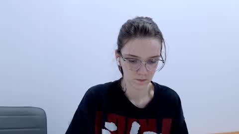 Snapshot of ray_lol chatting on 16, 2, 2026 Ray-Ray online show from 16, 2, 2026