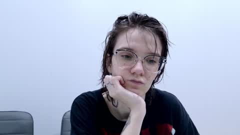 Snapshot of ray_lol chatting on 27, 2, 2026 Ray-Ray online show from 27, 2, 2026