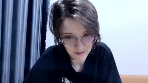 Snapshot of ray_lol chatting on 3, 4, 2026 Ray-Ray online show from 3, 4, 2026
