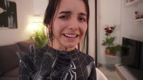 Raychell Black  online show from 27, 3, 2026