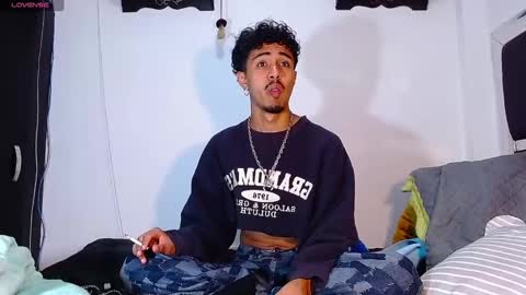 Snapshot of raydevil_ chatting on 9, 1, 2025 Rayn online show from 9, 1, 2025