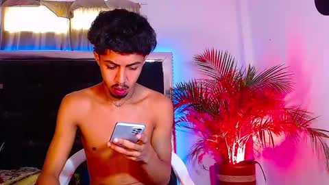 Snapshot of raydevil_ chatting on 22, 1, 2025 Rayn online show from 22, 1, 2025