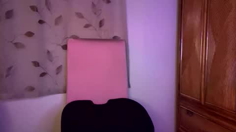 Snapshot of rayemillian chatting on 23, 5, 2026 Raye Millian online show from 23, 5, 2026