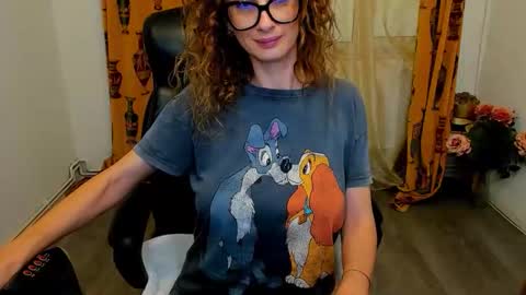 Snapshot of raylennem01 chatting on 13, 5, 2026 ray online show from 13, 5, 2026