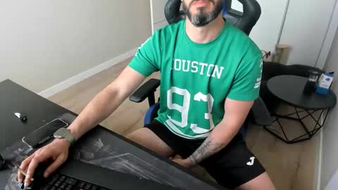 Snapshot of raysexparty chatting on 23, 4, 2026 raysexparty online show from 23, 4, 2026