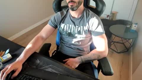 Snapshot of raysexparty chatting on 27, 4, 2026 raysexparty online show from 27, 4, 2026