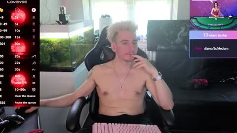 Rayzel White online show from 18, 6, 2026
