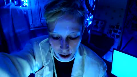  Yrriel Strife Candy-Demon Caveboy mr. Cringe   online show from 9, 1, 2025