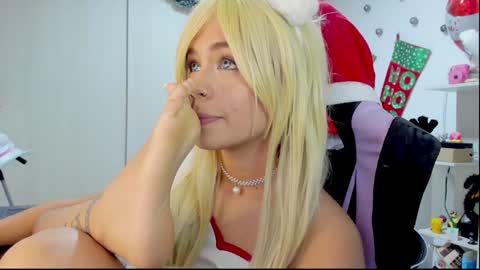 Snapshot of rea_winry chatting on 19, 12, 2024 Rea online show from 19, 12, 2024