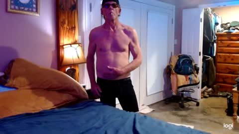 Snapshot of ready4aride2day chatting on 6, 12, 2024 ready4aride2day online show from 6, 12, 2024