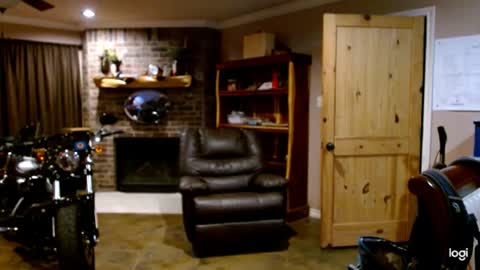 Snapshot of ready4aride2day chatting on 4, 2, 2025 ready4aride2day online show from 4, 2, 2025