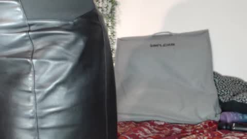 Fannie online show from 1, 3, 2025