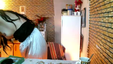 real_coupl3 online show from 4, 3, 2026