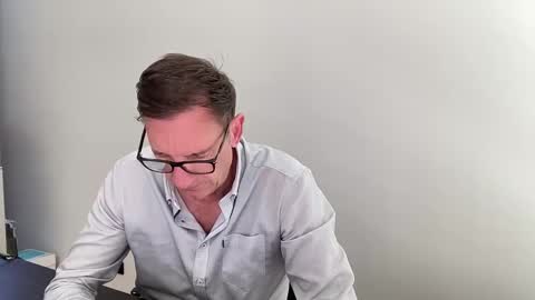 Snapshot of realstuff_ chatting on 30, 4, 2026 realstuff_ online show from 30, 4, 2026