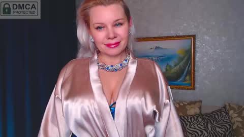 Snapshot of reasonforpassion_ chatting on 14, 2, 2025 Im a little sick. Ill be back soon. online show from 14, 2, 2025