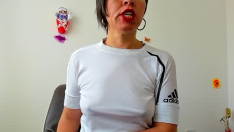 Rebbeca online show from 25, 12, 2024