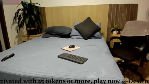 I invite you to my birthday on November 3th  online show from 9, 2, 2026