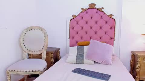 Rebeca Whatsson online show from 22, 2, 2025