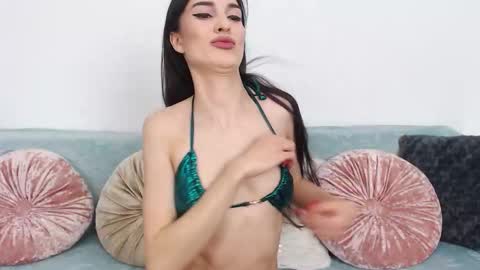 rebecamur online show from 17, 2, 2026