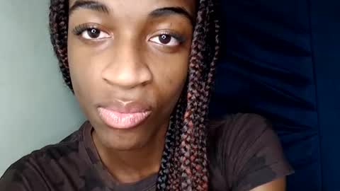 Snapshot of rebecca23278 chatting on 12, 7, 2026 Tu mami Rebecca online show from 12, 7, 2026