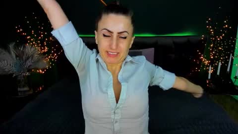 rebecca_diamonds online show from 19, 1, 2026