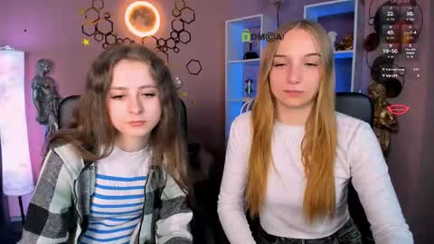 Snapshot of rebecca_smile_ chatting on 25, 4, 2026 rebecca_smile_ online show from 25, 4, 2026