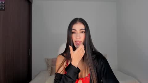 Snapshot of rebeccabaxter chatting on 27, 2, 2025 Rebecca online show from 27, 2, 2025