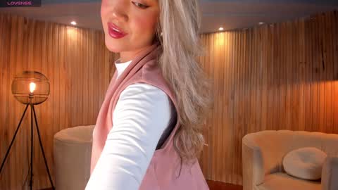 Snapshot of rebeccahudson_ chatting on 8, 2, 2025 Rebe online show from 8, 2, 2025
