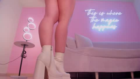 Snapshot of rebeccahudson_ chatting on 11, 3, 2025 Rebe online show from 11, 3, 2025