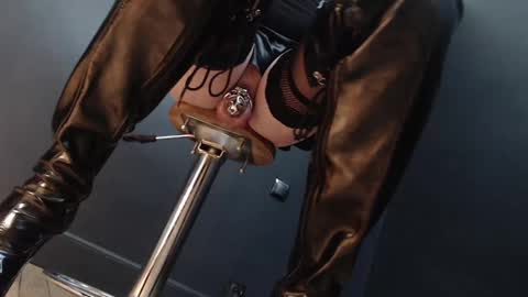 Snapshot of rebeccalachaude chatting on 13, 1, 2025 Rebeccalachaude online show from 13, 1, 2025