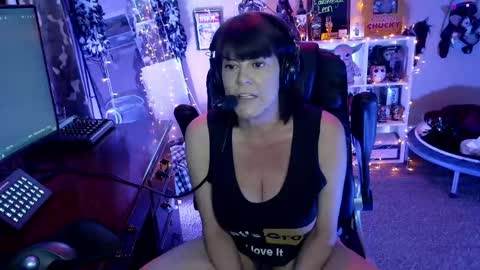 Snapshot of rebeccalovexxx chatting on 9, 4, 2026 Rebecca Love online show from 9, 4, 2026